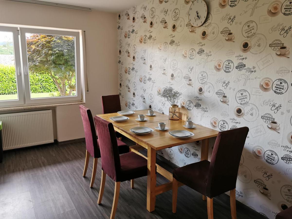 Gemuetliche 90 Qm Wohnung In Saarburg, Zentral Gelegen, Garten Mit Aussicht, Separater Eingang Eksteriør billede