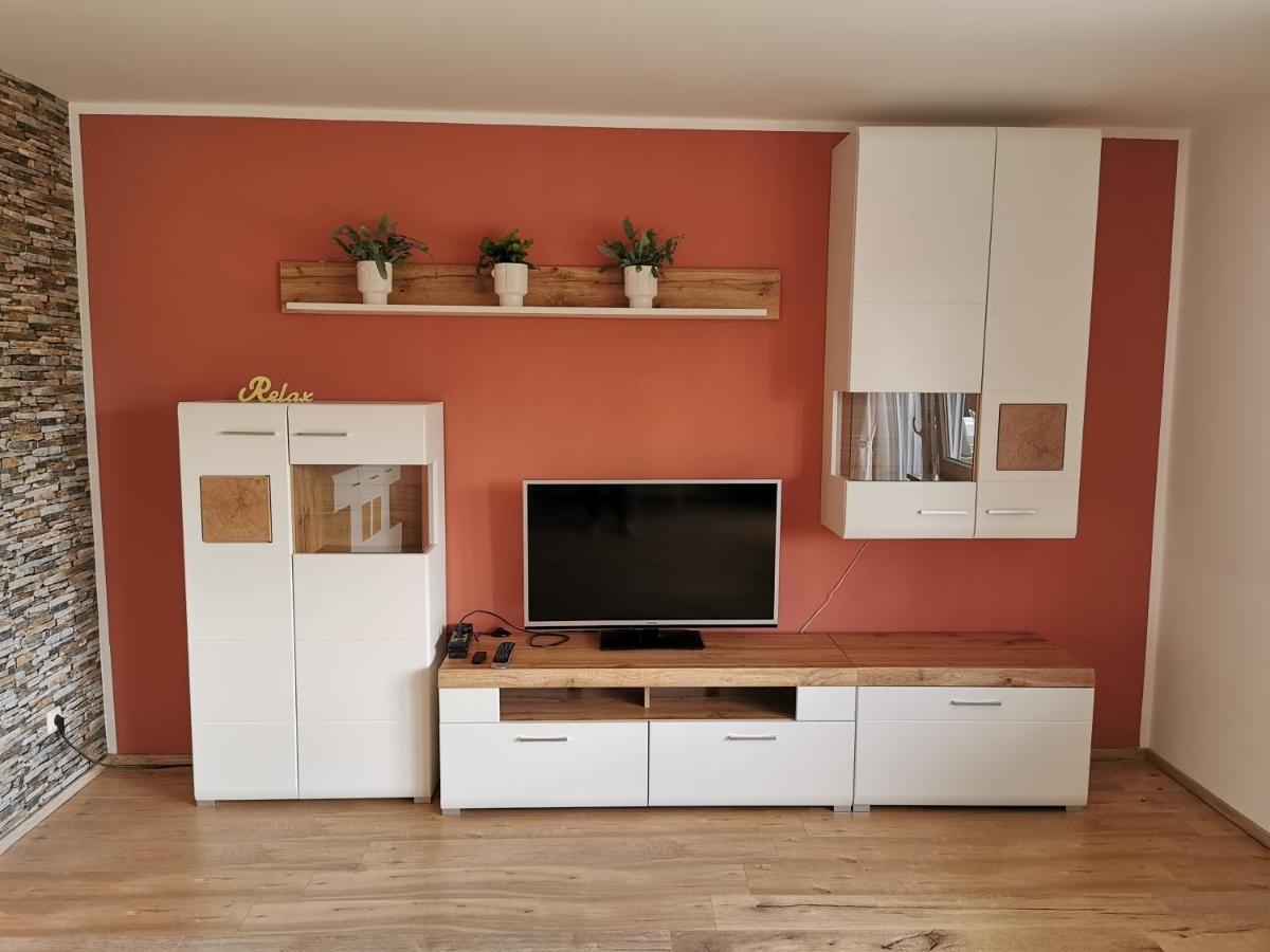 Gemuetliche 90 Qm Wohnung In Saarburg, Zentral Gelegen, Garten Mit Aussicht, Separater Eingang Eksteriør billede