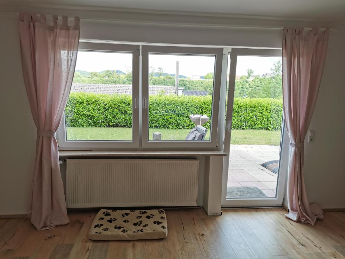 Gemuetliche 90 Qm Wohnung In Saarburg, Zentral Gelegen, Garten Mit Aussicht, Separater Eingang Eksteriør billede